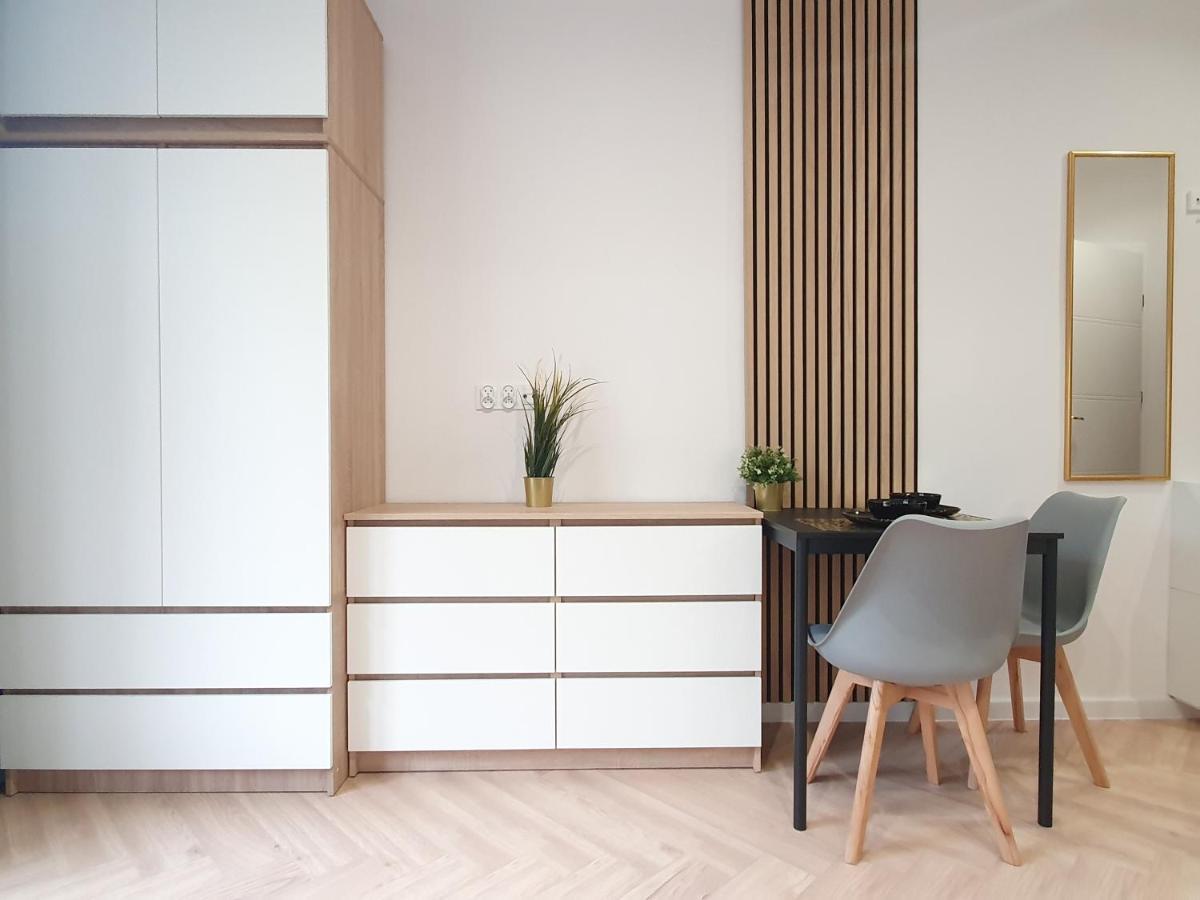 Grabowska 8 By Homeprime Varsovia Exterior foto